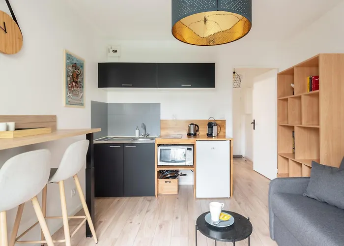 Studio Centre-Ville avec Terrasse et Parking Sécurisé Gratuit