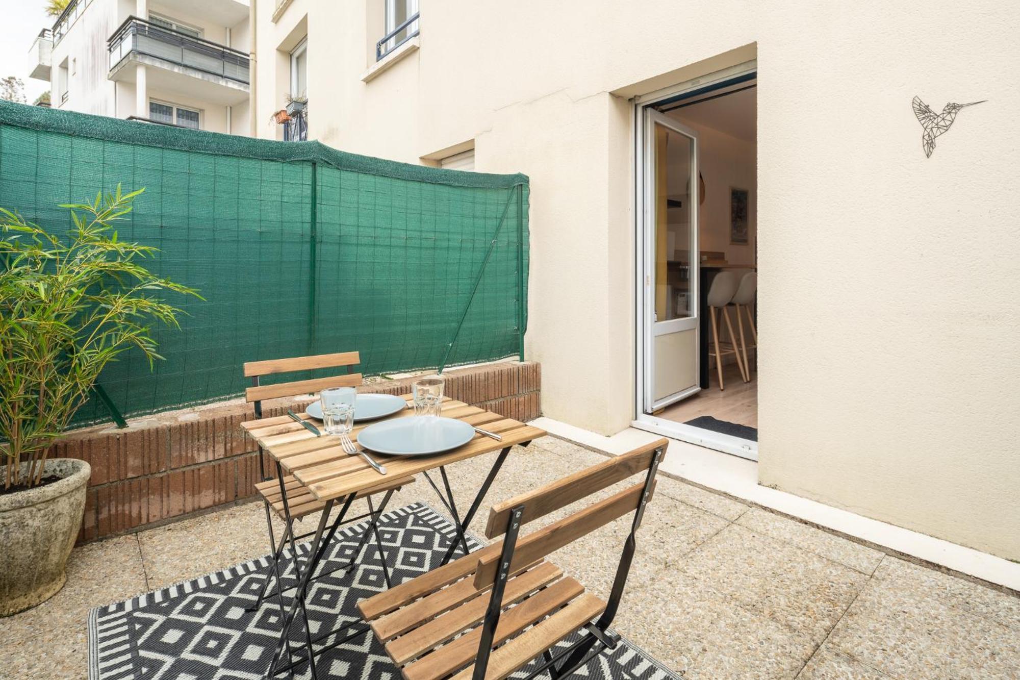 Appartement Centre-ville Avec Terrasse Et Parking Sécurisé Gratuit Nantes